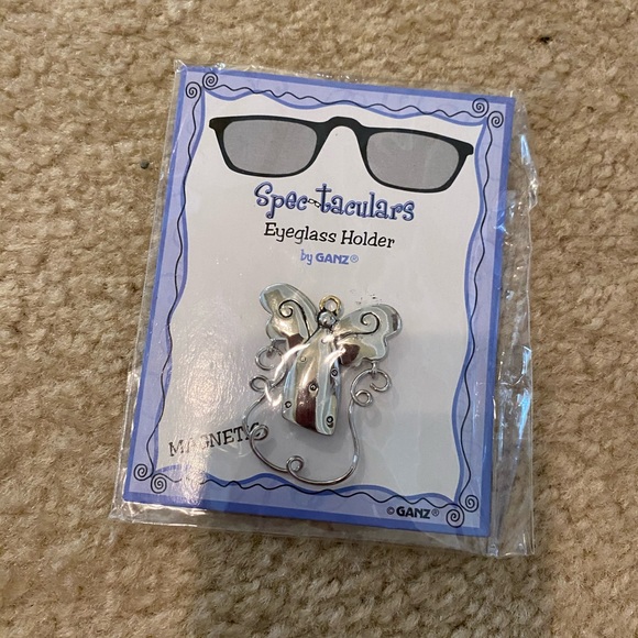 Accessories - Eyeglass holder